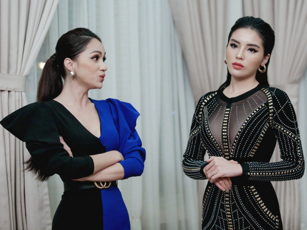 Hương Giang thách thức Kỳ Duyên: "Phải chiến đấu làm sao để đương đầu với team chị"