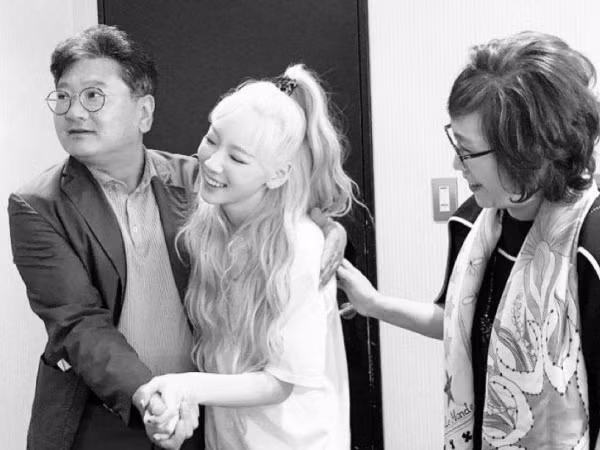 Taeyeon lần đầu tiên cập nhật Instagram sau sự ra đi của người bố đáng kính