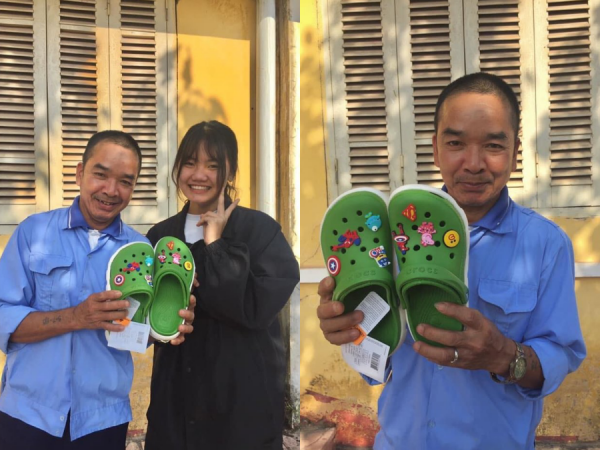 Bác bảo vệ sắm dép crocs màu xanh nổi bật khiến teen "phát cuồng" vì độ "xì-tin"