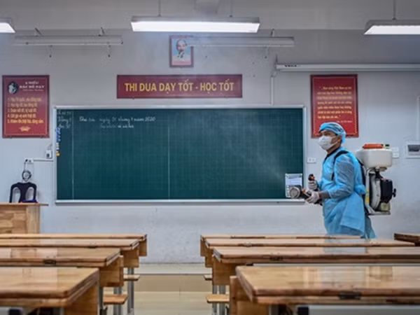 Bác bỏ tin đồn phun thuốc ngừa virus corona trên bầu trời toàn quốc