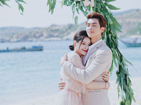 "Mối tình đầu của tôi" - Chi Pu hoá cô dâu xinh đẹp, hạnh phúc trong vòng tay của Bình An