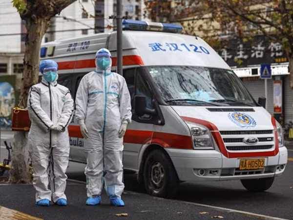Virus Vũ Hán và SARS - loại nào chết chóc hơn?