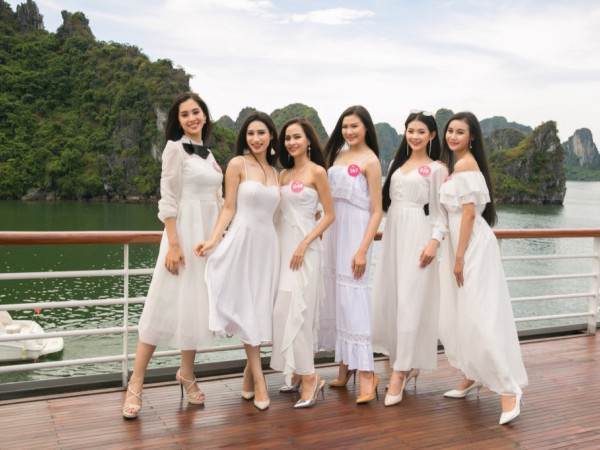 Ngắm dàn thí sinh Hoa hậu Việt Nam khoe dáng ấn tượng giữa biển trời Hạ Long 