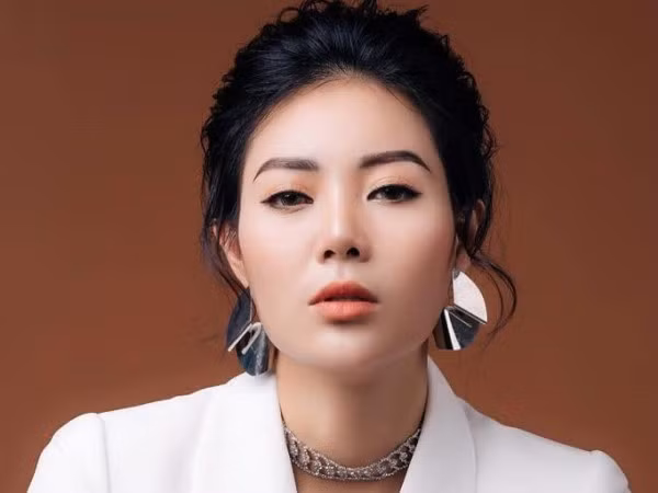 Nói về việc "người đẹp đi hát", Thanh Hương "Quỳnh Búp Bê" khẳng định bản thân là ca sĩ triển vọng