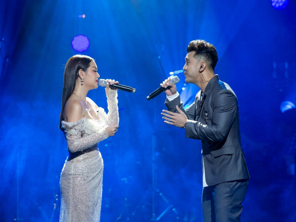 Phạm Quỳnh Anh và Ưng Hoàng Phúc tái hiện loạt hit hời thanh xuân của bao thế hệ 8x,9x