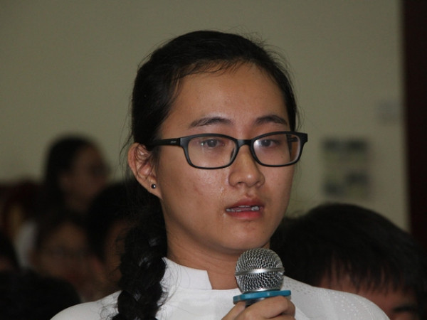 Đề nghị ổn định tâm lý nữ sinh lên tiếng về cô giáo lên lớp không giảng bài