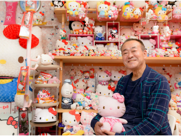 Nếu là một "fan cuồng" Hello Kitty, bạn nhất định không thể bỏ qua nhân vật siêu đáng yêu này!