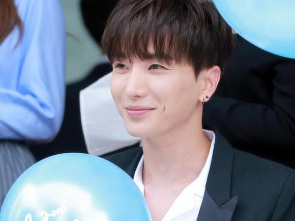 Đây là lý do khiến Lee Teuk chỉ sang Việt Nam làm MC vẫn được khen ngợi hết lời