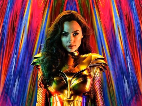Poster chính thức của "Wonder Woman 1984" làm fan liên tưởng tới... 5 anh em siêu nhân