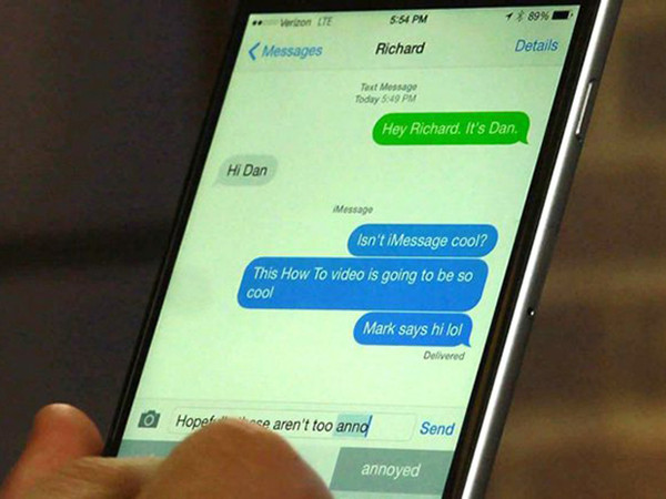 Vì sao nhắn tin trên iPhone khi thì thấy màu xanh lá, lúc lại thấy màu xanh dương?