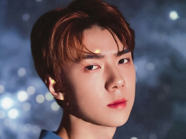 Có ai bá đạo như Sehun (EXO), đứng cạnh cô nào cũng thành cặp đôi cực phẩm