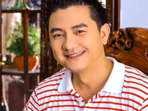 Diễn viên hài Anh Vũ đột ngột qua đời khi đang lưu diễn ở Mỹ