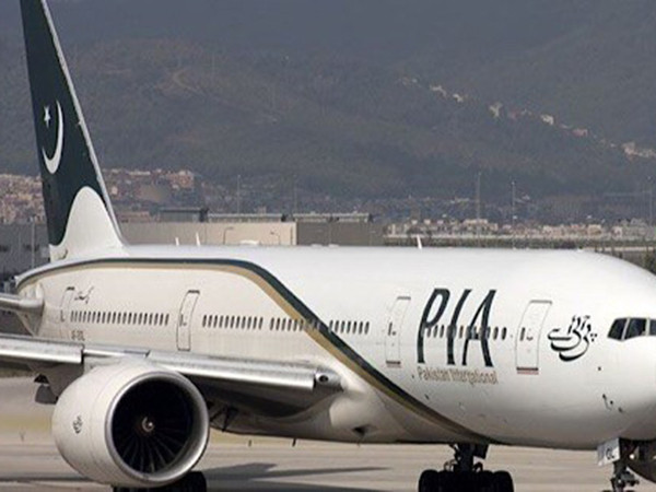 Chuyện hy hữu: Phi công đánh nhau với tiếp viên khiến hàng trăm du khách bị trễ chuyến