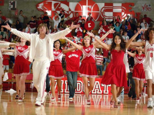 Những mốc thời gian hạnh phúc: Kí túc xá cũng là nhà