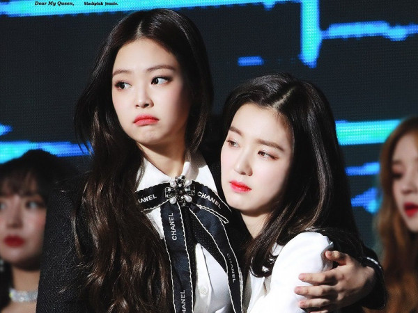 Hẹn hò ở Mỹ chưa đủ, Jennie và Irene phải tiếp tục gặp nhau tại Paris mới chịu