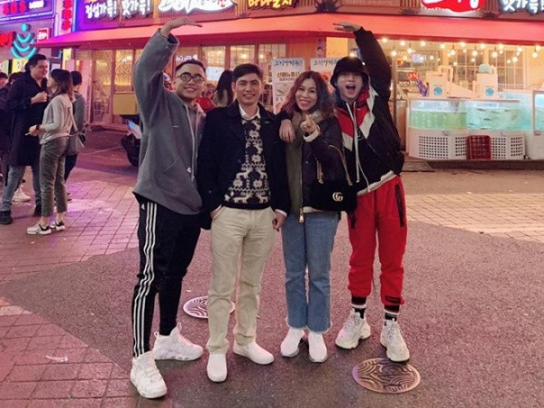 Sơn Tùng M-TP khoe ảnh du lịch cùng gia đình, tuy nhiên cậu em trai mới là người gây chú ý!