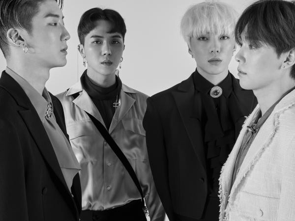 V-Inner Circle cùng các hoạt động ý nghĩa mừng WINNER comeback