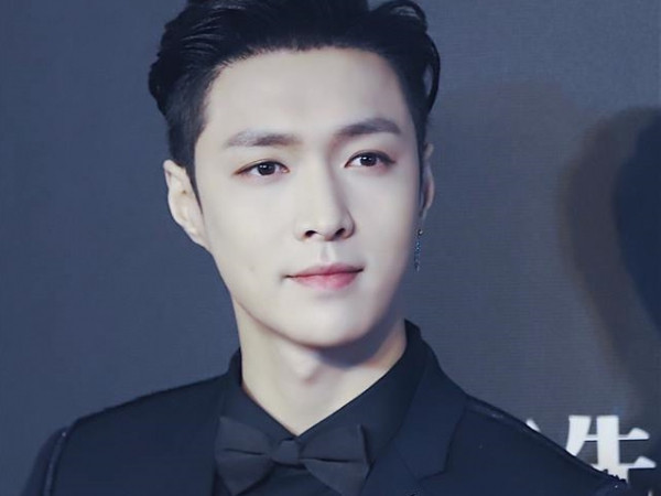 Lay (EXO) được lựa chọn làm host cho "Produce 101" phiên bản Trung Quốc?