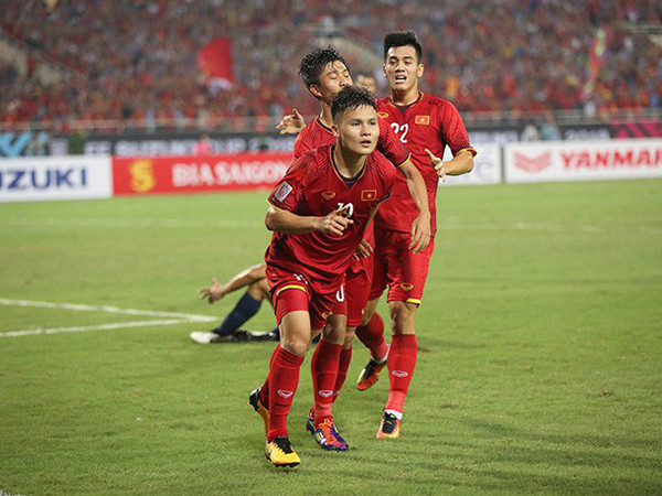 Quang Hải tranh giải Cầu thủ xuất sắc nhất châu Á 2018