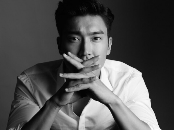 Siwon (Super Junior) có gì muốn nói với những nạn nhân bị bắt nạt, tẩy chay?