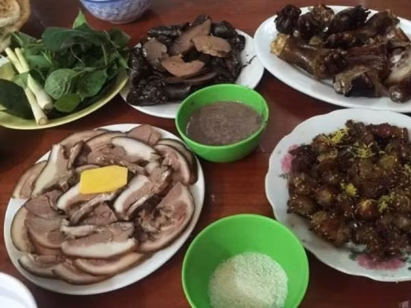 Hà Nội sẽ không kinh doanh thịt chó, mèo ở các quận nội thành
