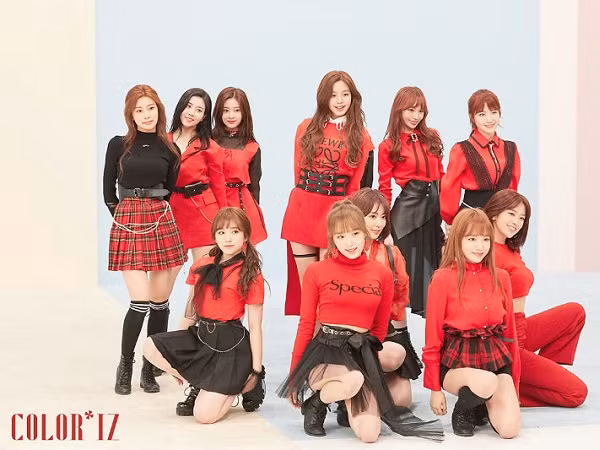 IZ*ONE, cứ ngỡ là nhóm nhạc thất bại, ngờ đâu lại thành tân binh khủng long