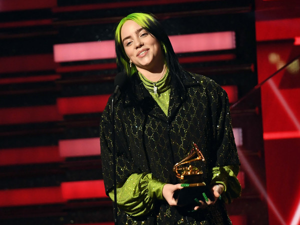 HOT: Billie Eilish "thắng sạch" 4 hạng mục chính tại Grammy 2020!
