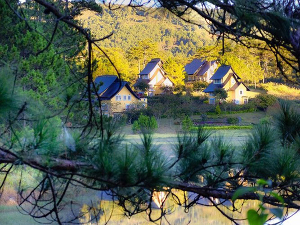 Những thiên đường “trốn nóng” ngày Hè tuyệt đẹp ở Việt Nam