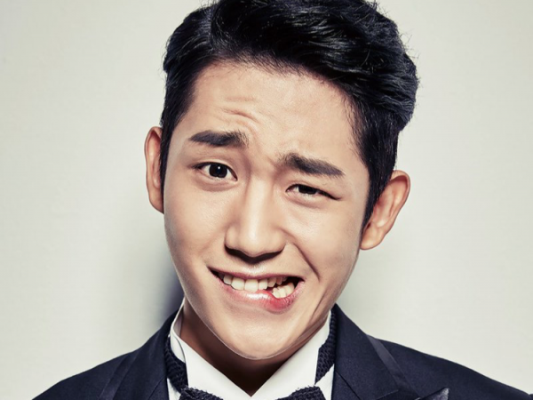 Jung Hae In - Nam phụ có nụ cười tỏa nắng và thân hình 6 múi của “Khi nàng say giấc”