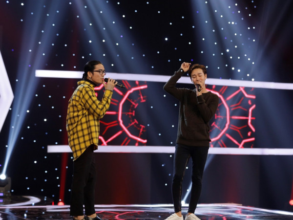 Cặp đôi diễn viên hài Hải Triều, BB Trần trở mặt nhau tại sân chơi âm nhạc