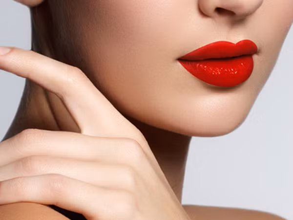 5 thỏi son đỏ giá bình dân đẹp ngất ngây không thua gì son tiền triệu