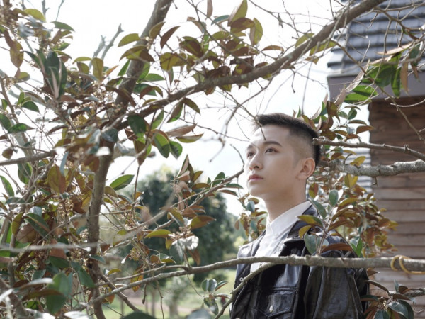 Đỗ Hoàng Dương (The Voice) viết lời Việt cho ca khúc Hàn Quốc