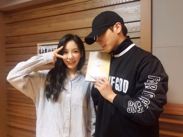 Taeyeon (SNSD) đã đau khổ tột cùng vì Jonghyun, lại còn bị anti fan công kích chỉ trích nặng nề