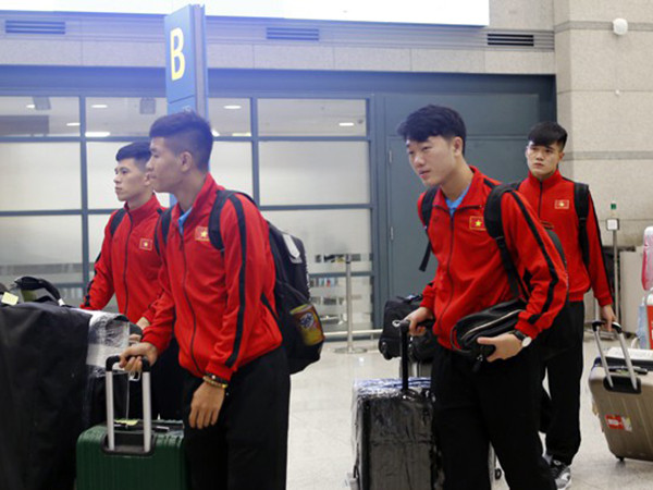 Xuân Trường nói gì trong ngày trở lại Hàn Quốc?