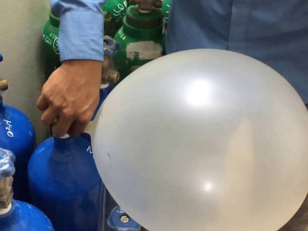 Cảnh báo về tác hại của bóng cười: Đằng sau niềm vui là nỗi ám ảnh!