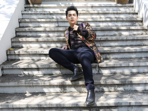  “Thánh hài taxi” Tuấn Kiệt muốn “bỏ taxi, lái máy bay” trong năm mới