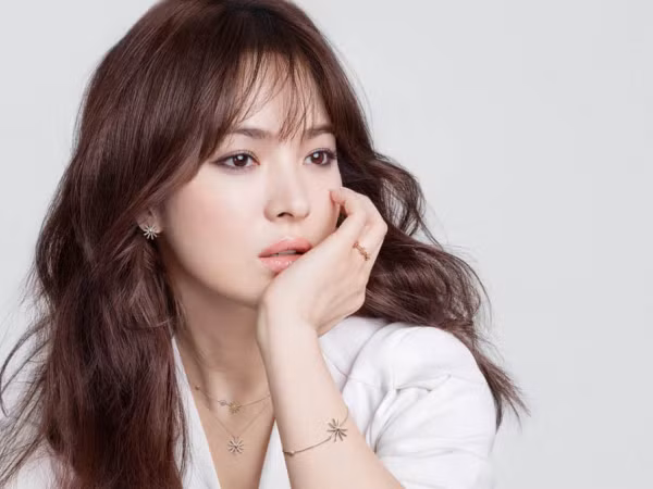 3 thói quen này rất có hại đến nhan sắc nhưng dường như không ai muốn sửa