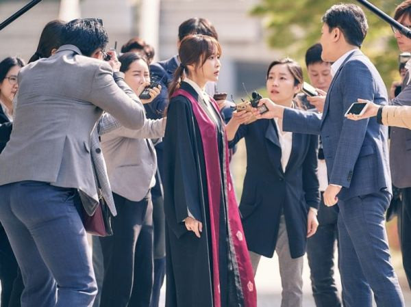 3 lý do khiến "Nữ công tố viên" tạo nên sự khác biệt để dẫn đầu khung giờ phát sóng