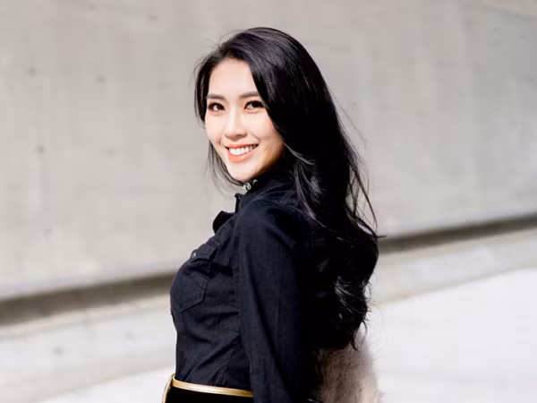 Tường Linh lọt Top thí sinh được yêu thích nhất tại cuộc thi Hoa Hậu Liên Lục Địa 2017