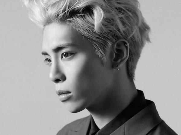 SM thông báo kế hoạch phát hành album cuối cùng của Jonghyun (SHINee)