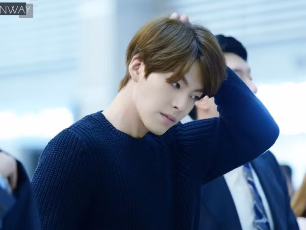 Phản ứng trái ngược của các nhãn hàng khi biết Kim Woo Bin mắc bệnh ung thư