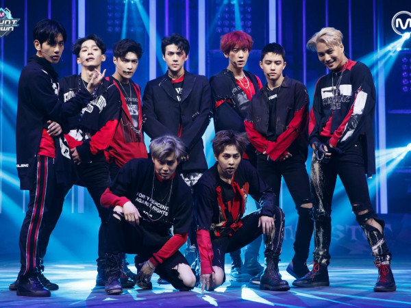 Chào mừng "các chàng sói"EXO trở lại, fan hợp sức đưa MV "Wolf" vượt 100 triệu lượt xem trên YouTube