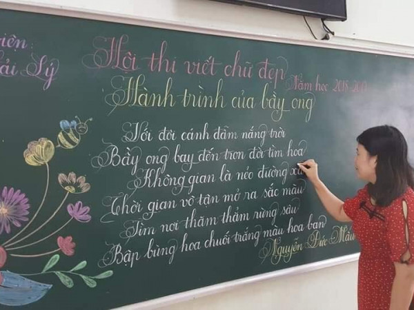 Cư dân mạng choáng ngợp trước khả năng “viết như in” của các giáo viên tiểu học
