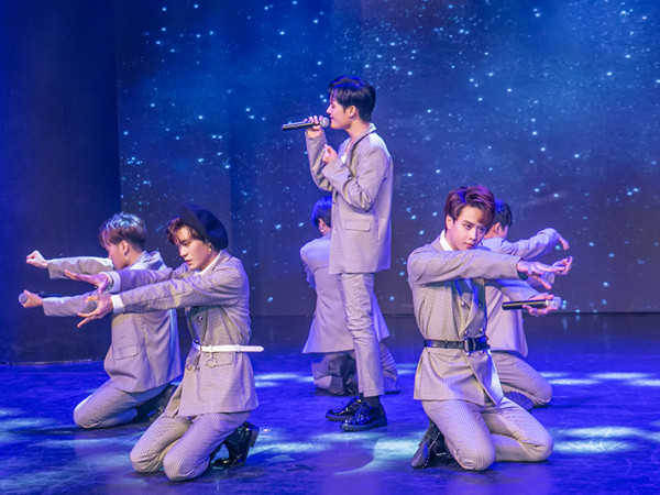 Những chàng trai CZB chính thức "chào sân" showbiz Việt