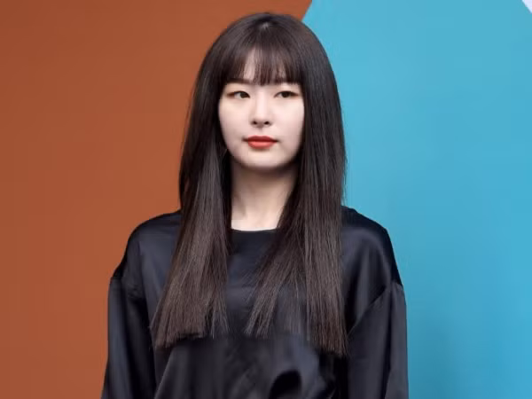 Chuyện lạ có thật, có lẽ nào Seulgi (Red Velvet) lại biết “cưỡi mây lướt gió”?