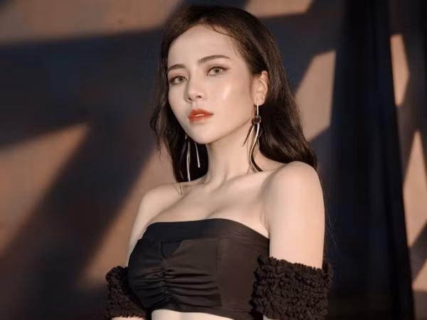 Tung sản phẩm solo đầu tay, Kim Thành (S-Girls) kể chuyện vận xui đeo bám khi thực hiện MV