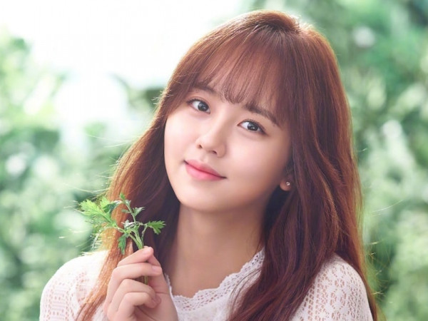 Xinh đẹp nổi tiếng như thế, nhưng Kim So Hyun chưa từng có bạn trai