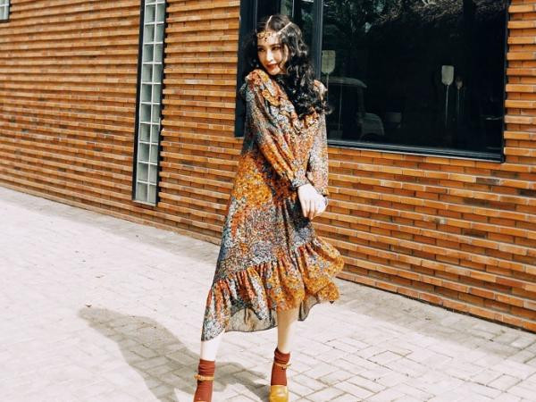 Lạ mắt với loạt ảnh thời trang mang đậm phong cách "đồng quê" của Angela Phương Trinh