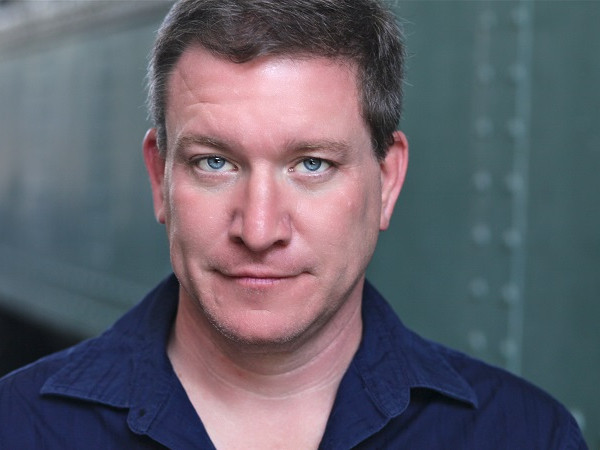 Một nam diễn viên nổi tiếng của Disney Channel bị cảnh sát bắt vì tội ấu dâm