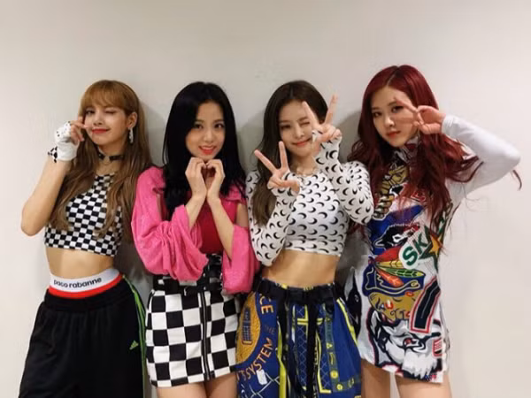 Black Pink phục thù sau khi chịu thua trong cuộc chiến có MV giành 400 triệu view